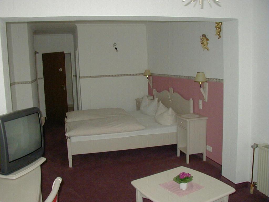 Hotel Schlossgarten Gladenbach Bilik gambar