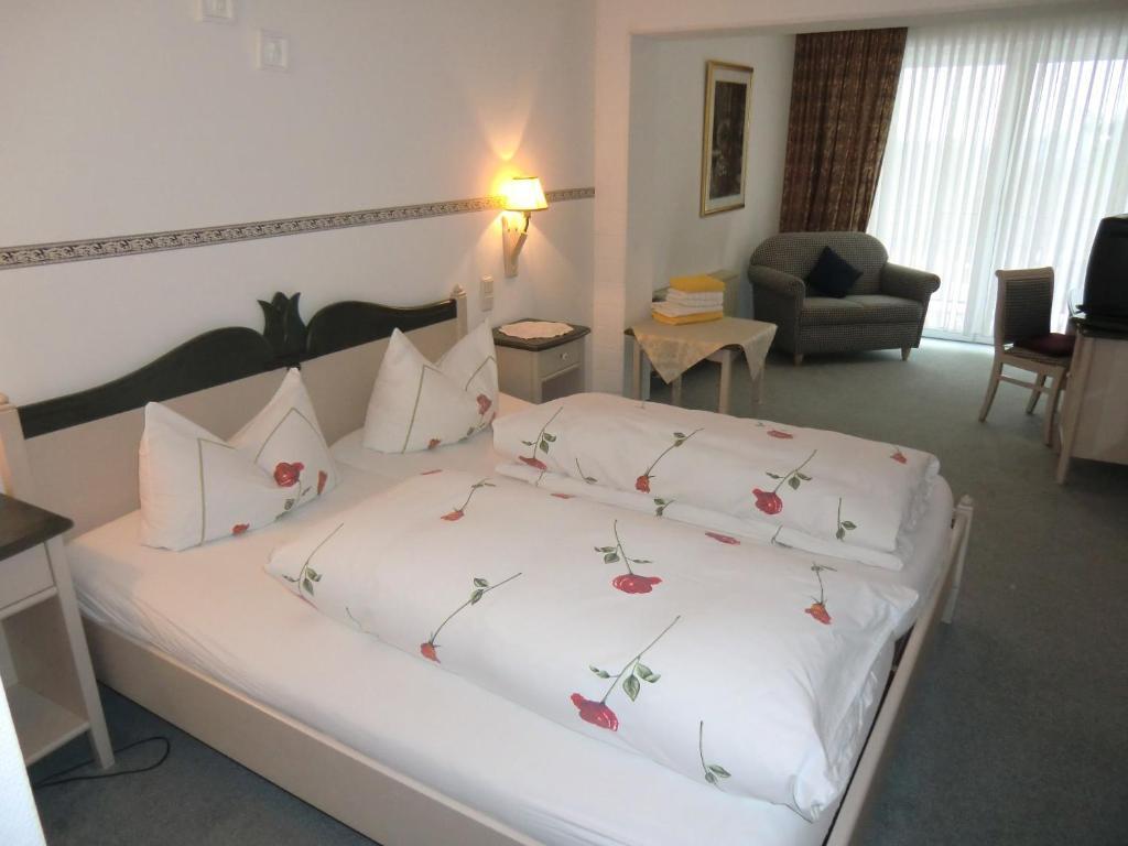 Hotel Schlossgarten Gladenbach Bilik gambar